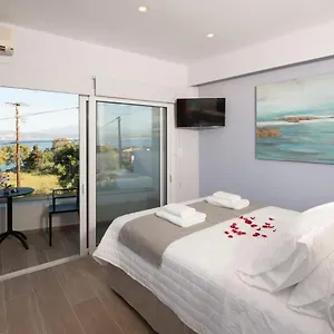 eleutherias-suite-beachfront-with-seaview.rethymnohotels.net/