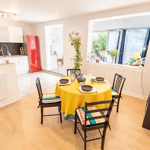 Spacieux Et Lumineux Tout équipé - Terrasse Et Jardin Par Groom Appartement