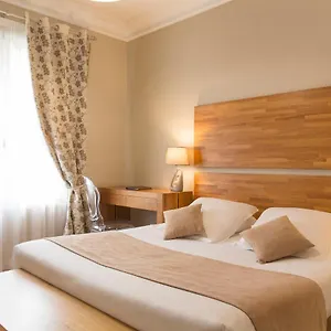 Hotel The Originals City, Cléria,, Lorient